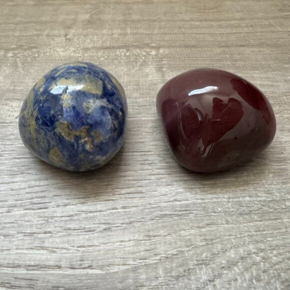 Polished Sodalite & Bloodstone Display Stones – Natural Crystal Set - Picture 3 of 13
